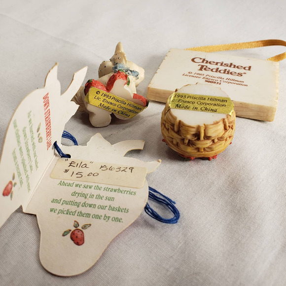 Priscilla Hillman 1995 Baby Bunny Bonnet Strawberry Set Decor Ceramic 4 Piece - Picture 3 of 5